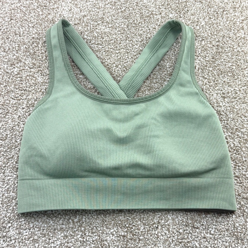Athleta Womens Ribbed Seamless Cross Back Sports Bra Sage Green Small Yoga Gym S